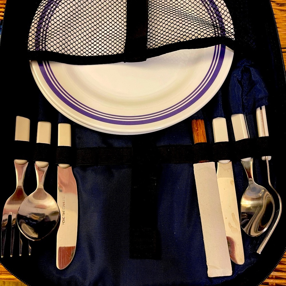 Backpack picnic basket - Picture 3 of 9